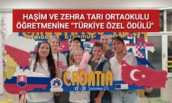 Haşim ve Zehra Tarı Öğretmeni Hacer Esra Öveyik'e Türkiye Özel Ödülü Verildi