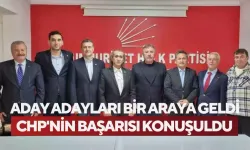 CHP'li Aday Adayları Bir Adaya Geldi