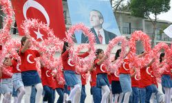 Gerze’de 23 Nisan Coşkusu: Çocukların Bayramı Renkli Etkinliklerle Kutlandı